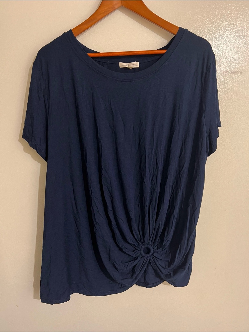 Nine Britton Women Plus Size 1X Classic Chic Navy Blue Twist Ring Hole Front Top
